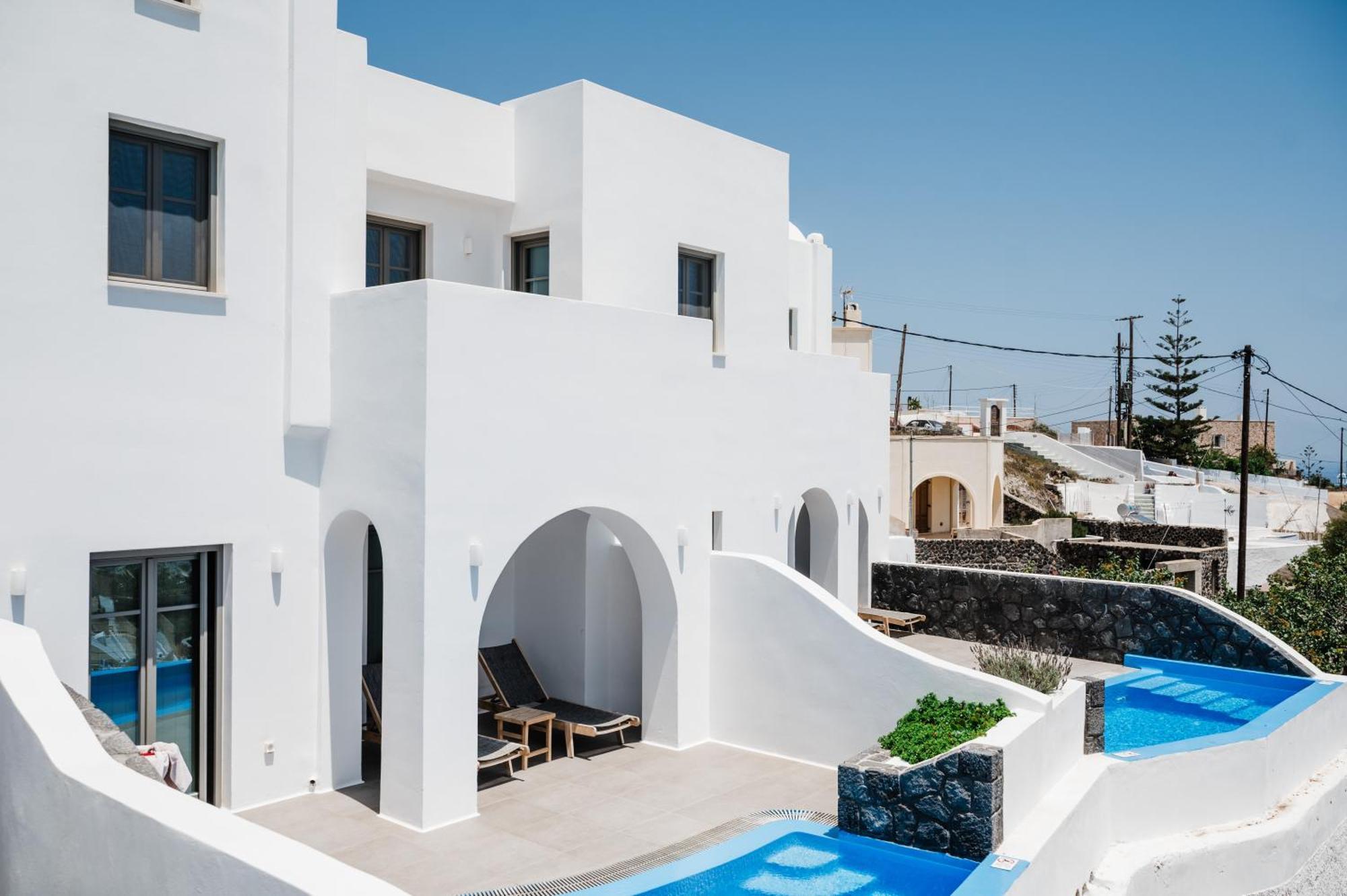 Amphitrite Suites Santorini Vóthon エクステリア 写真