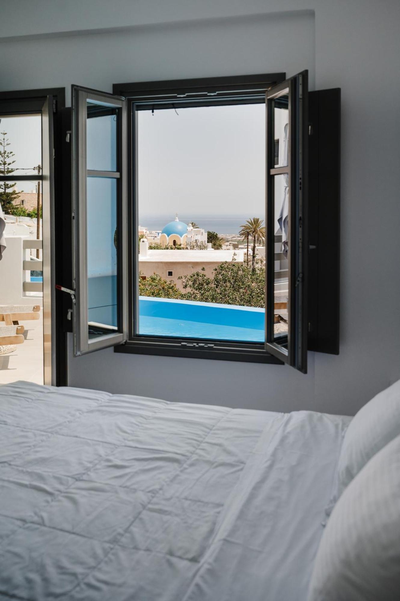 Amphitrite Suites Santorini Vóthon エクステリア 写真