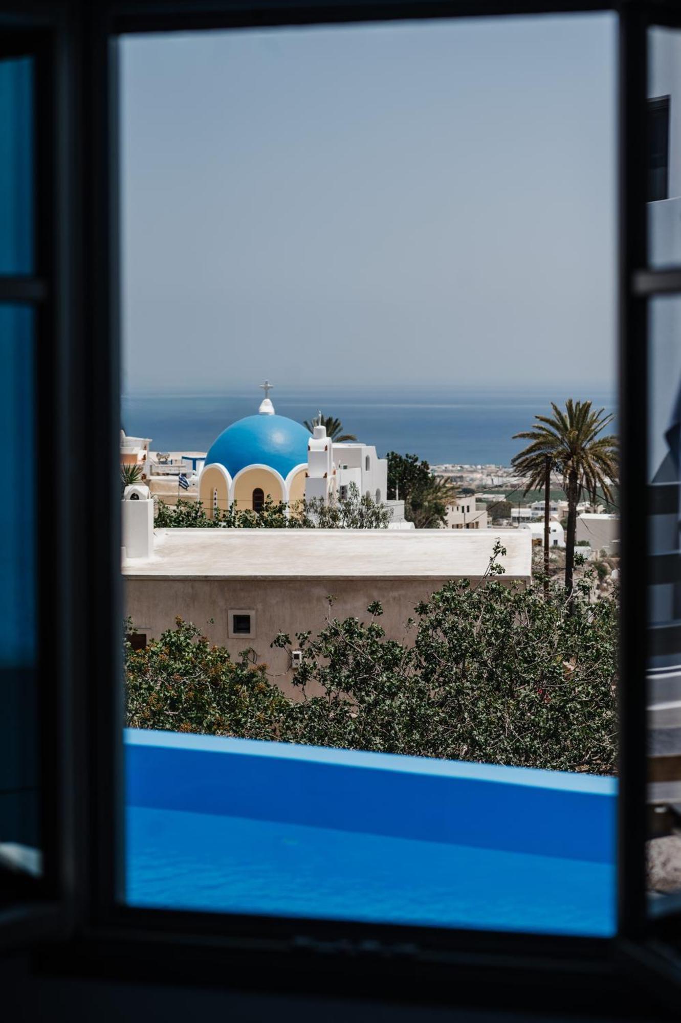 Amphitrite Suites Santorini Vóthon エクステリア 写真