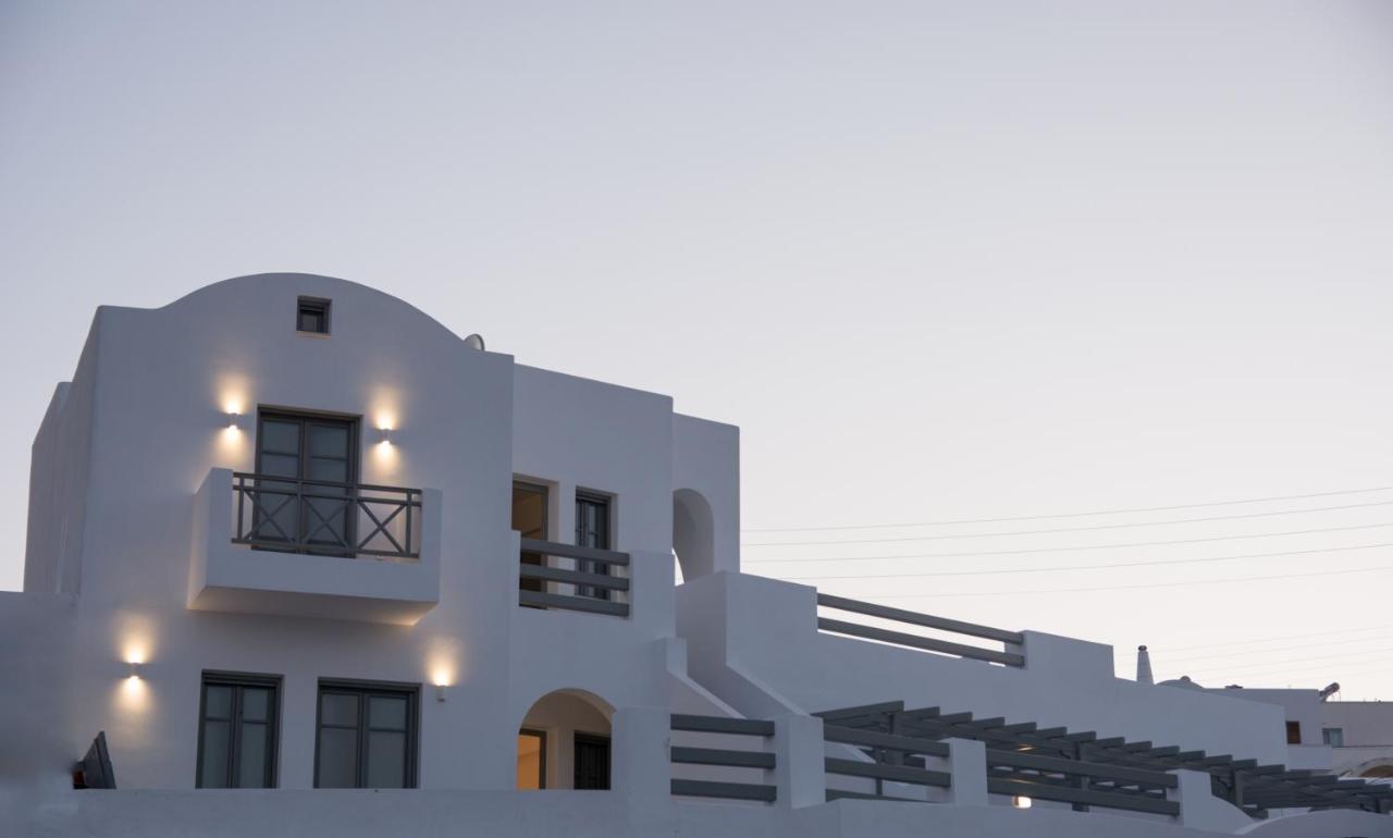 Amphitrite Suites Santorini Vóthon エクステリア 写真