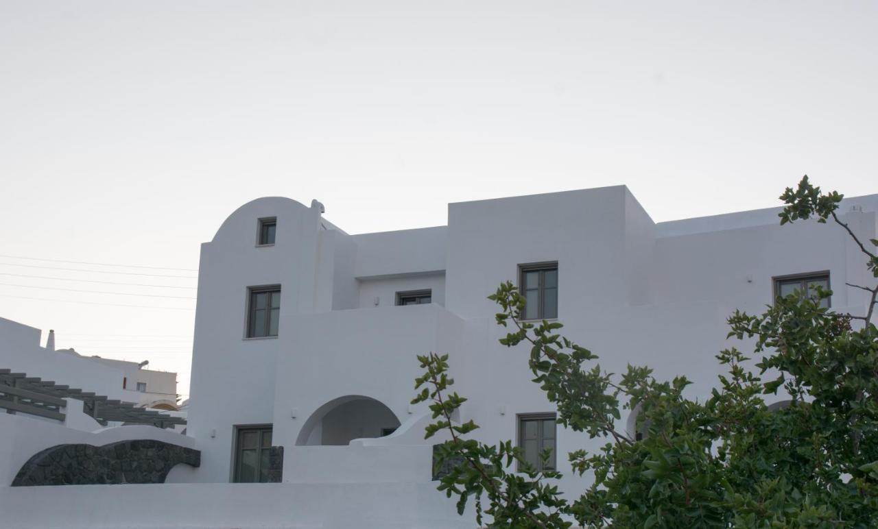 Amphitrite Suites Santorini Vóthon エクステリア 写真