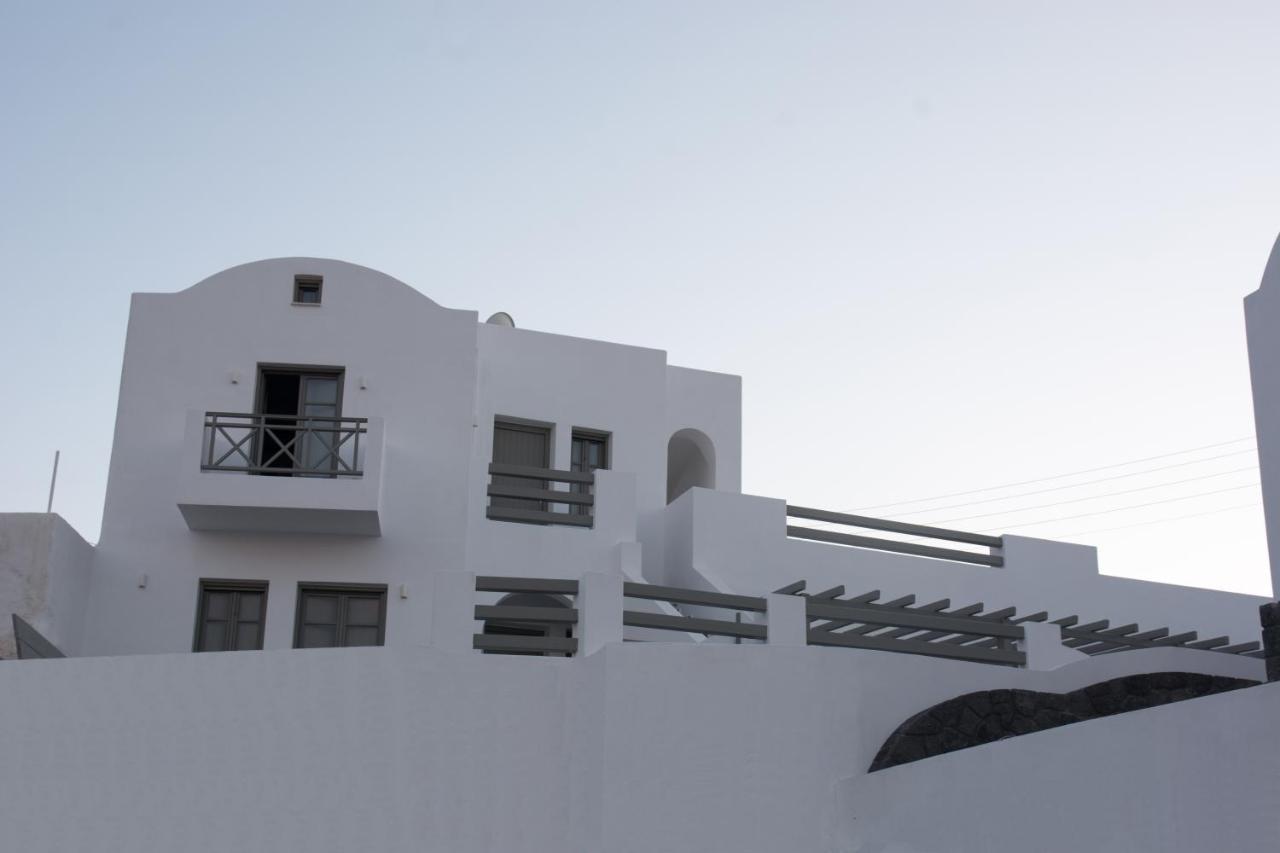 Amphitrite Suites Santorini Vóthon エクステリア 写真